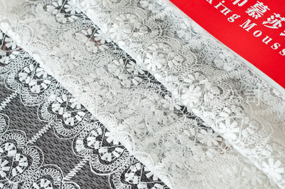 【廠家直銷 新款時(shí)尚鉆石網(wǎng)刺繡面料】?jī)r(jià)格,廠家,圖片,花邊類,嘉興市慕莎紡織品-